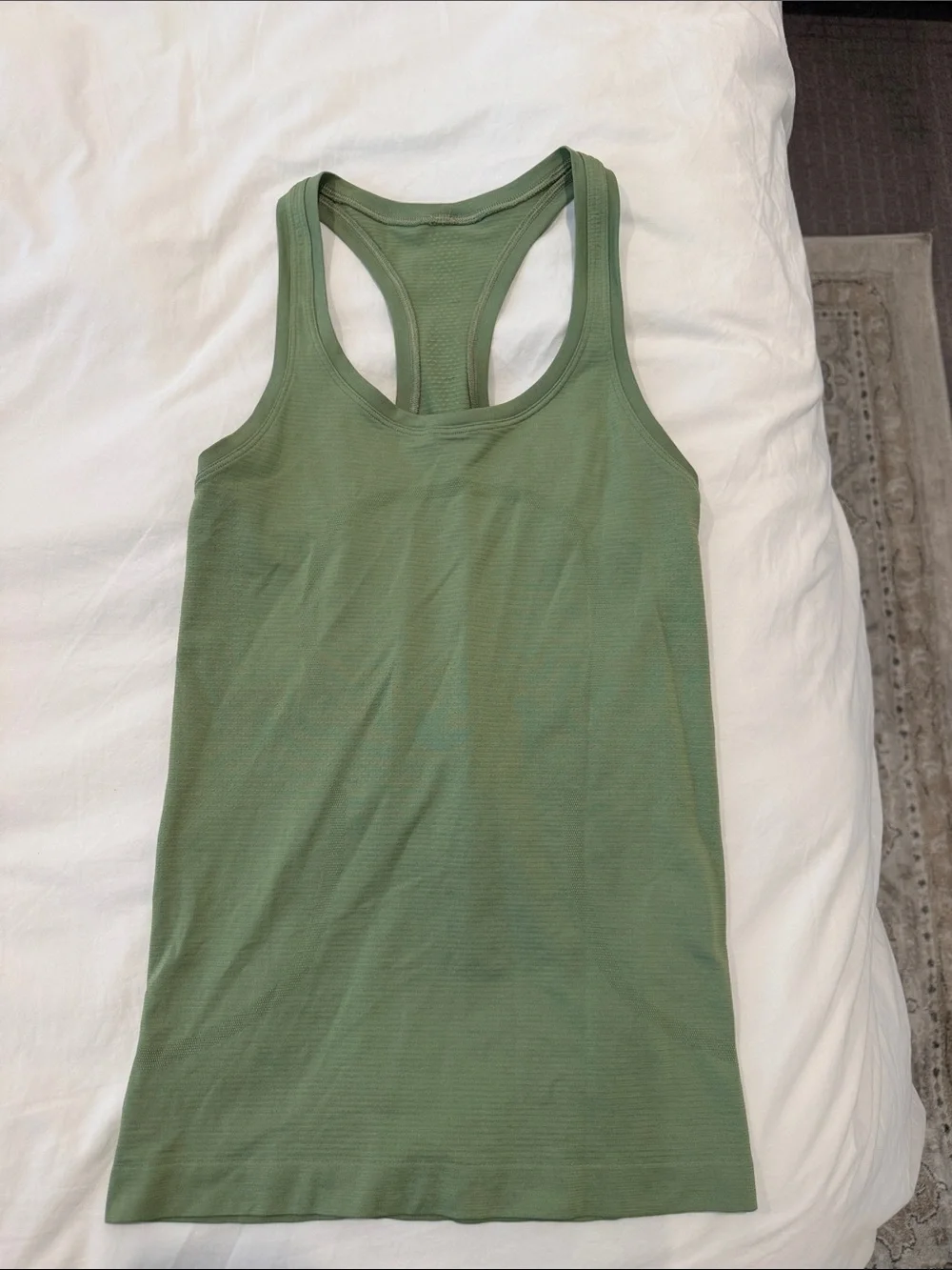 Lululemon swiftly tank size 4 green